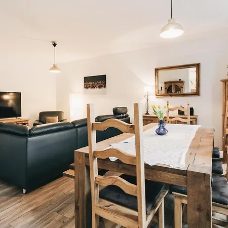 Appartamento Ferienwohnungen Koenigstein